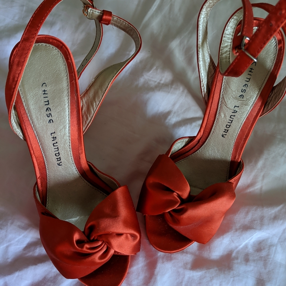 Chinese Laundry high heals strappy orange